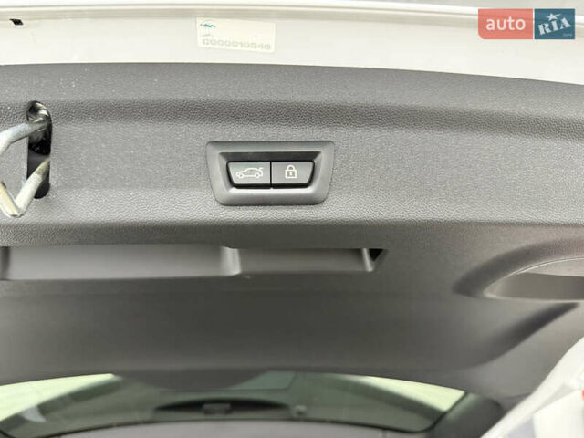 Белый Мини Купер, объемом двигателя 2 л и пробегом 76 тыс. км за 25900 $, фото 22 на Automoto.ua