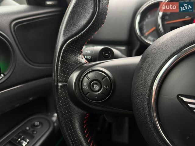 Білий Міні Cooper, об'ємом двигуна 2 л та пробігом 171 тис. км за 15800 $, фото 23 на Automoto.ua