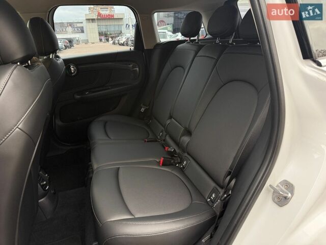 Білий Міні Cooper, об'ємом двигуна 2 л та пробігом 171 тис. км за 15800 $, фото 10 на Automoto.ua