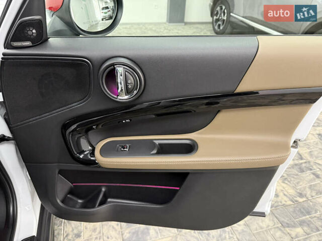 Белый Мини Купер, объемом двигателя 2 л и пробегом 76 тыс. км за 25900 $, фото 14 на Automoto.ua