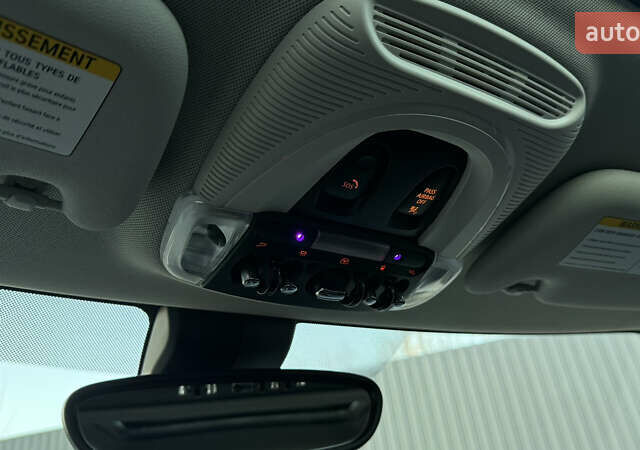 Белый Мини Купер, объемом двигателя 2 л и пробегом 123 тыс. км за 22000 $, фото 40 на Automoto.ua