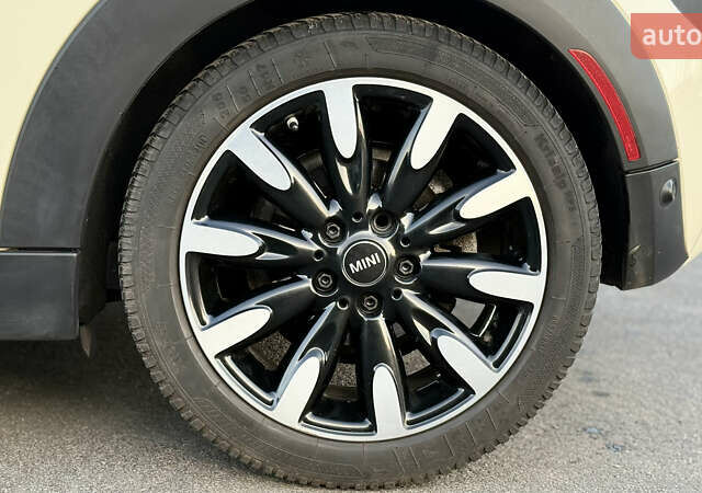 Белый Мини Купер, объемом двигателя 2 л и пробегом 123 тыс. км за 22000 $, фото 19 на Automoto.ua