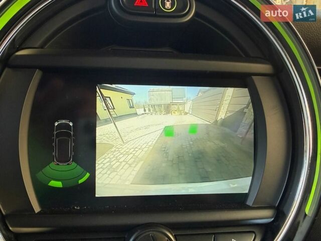 Белый Мини Купер, объемом двигателя 1.5 л и пробегом 128 тыс. км за 16900 $, фото 23 на Automoto.ua