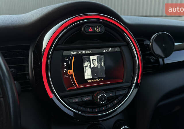 Белый Мини Купер, объемом двигателя 2 л и пробегом 123 тыс. км за 22000 $, фото 30 на Automoto.ua