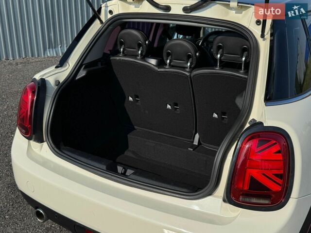 Білий Міні Cooper, об'ємом двигуна 1.5 л та пробігом 128 тис. км за 16099 $, фото 82 на Automoto.ua