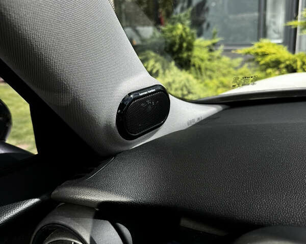 Білий Міні Cooper, об'ємом двигуна 2 л та пробігом 120 тис. км за 23200 $, фото 19 на Automoto.ua