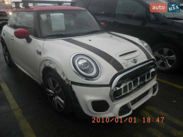Белый Мини Купер, объемом двигателя 2 л и пробегом 53 тыс. км за 26500 $, фото 63 на Automoto.ua