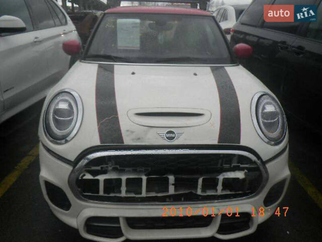 Белый Мини Купер, объемом двигателя 2 л и пробегом 53 тыс. км за 26500 $, фото 60 на Automoto.ua