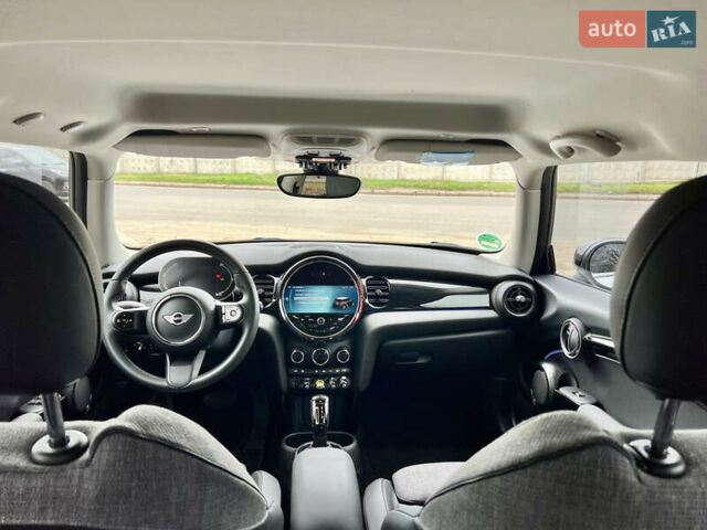 Белый Мини Купер, объемом двигателя 0 л и пробегом 8 тыс. км за 19900 $, фото 9 на Automoto.ua