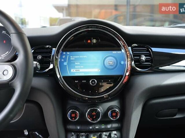 Білий Міні Cooper, об'ємом двигуна 0 л та пробігом 12 тис. км за 21759 $, фото 7 на Automoto.ua