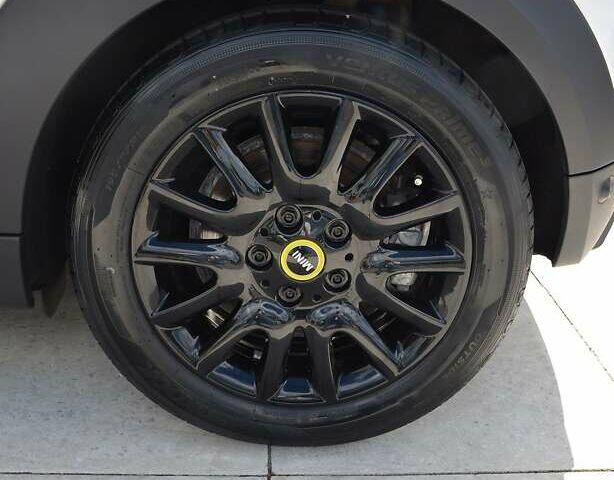 Білий Міні Cooper, об'ємом двигуна 0 л та пробігом 12 тис. км за 21759 $, фото 9 на Automoto.ua