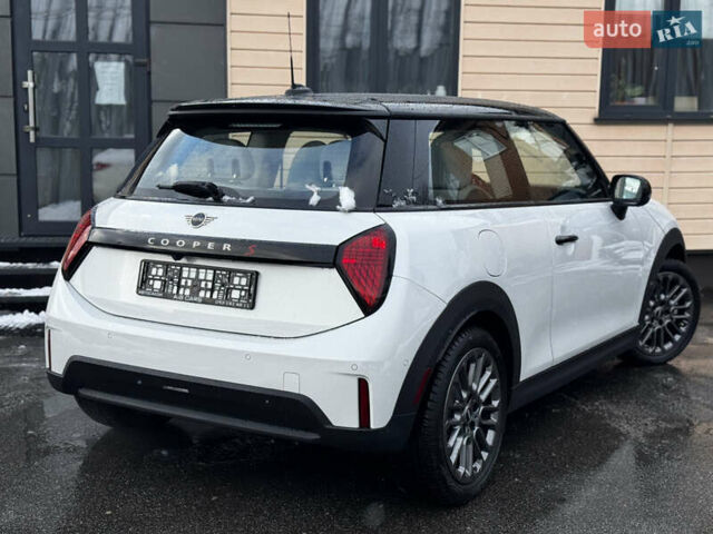 Білий Міні Cooper, об'ємом двигуна 2 л та пробігом 6 тис. км за 34999 $, фото 57 на Automoto.ua