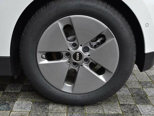 Белый Мини Купер, объемом двигателя 0 л и пробегом 1 тыс. км за 31897 $, фото 9 на Automoto.ua