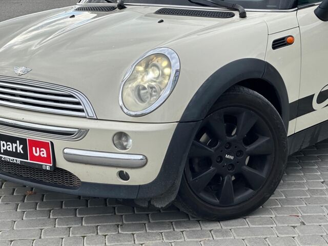 Білий Міні Cooper, об'ємом двигуна 1.6 л та пробігом 236 тис. км за 6490 $, фото 1 на Automoto.ua