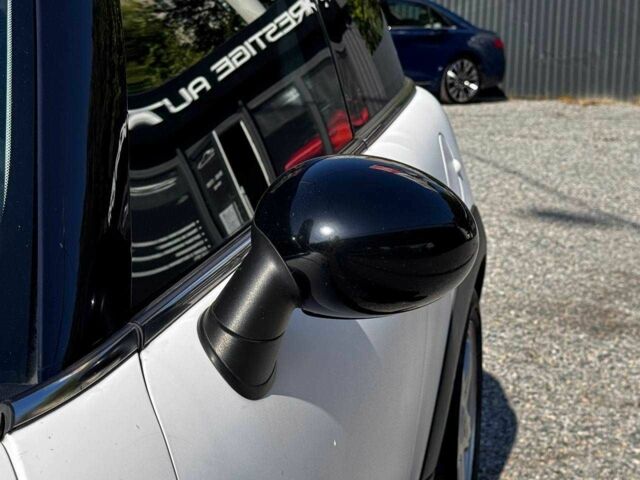 Білий Міні Cooper, об'ємом двигуна 1.6 л та пробігом 150 тис. км за 7200 $, фото 4 на Automoto.ua