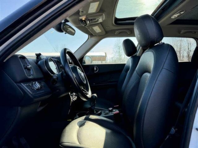 Білий Міні Cooper, об'ємом двигуна 0 л та пробігом 44 тис. км за 5450 $, фото 4 на Automoto.ua