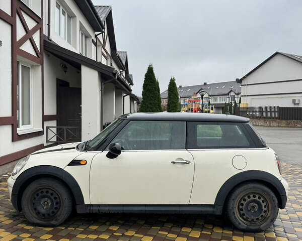 Бежевий Міні Cooper, об'ємом двигуна 1.6 л та пробігом 350 тис. км за 3000 $, фото 3 на Automoto.ua