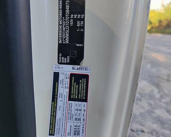 Бежевый Мини Купер, объемом двигателя 1.6 л и пробегом 135 тыс. км за 9000 $, фото 2 на Automoto.ua