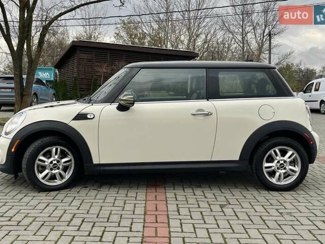 Бежевий Міні Cooper, об'ємом двигуна 1.6 л та пробігом 110 тис. км за 8199 $, фото 15 на Automoto.ua