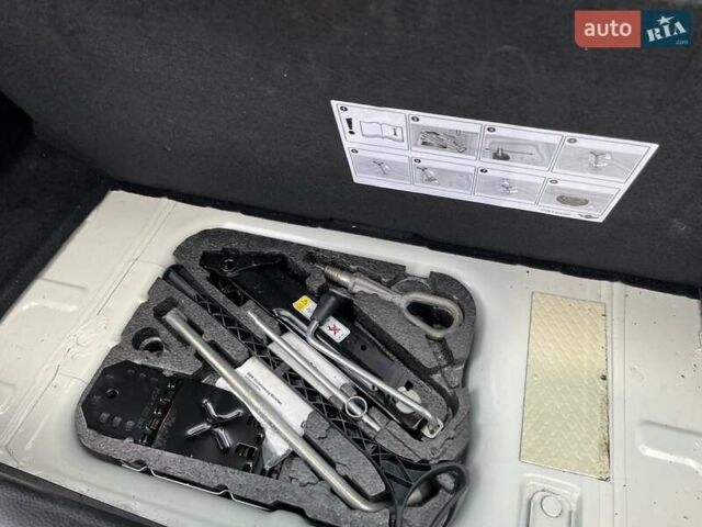 Бежевий Міні Cooper, об'ємом двигуна 1.6 л та пробігом 110 тис. км за 8199 $, фото 99 на Automoto.ua