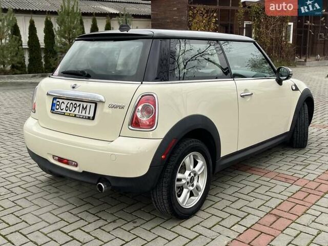 Бежевий Міні Cooper, об'ємом двигуна 1.6 л та пробігом 110 тис. км за 8199 $, фото 8 на Automoto.ua