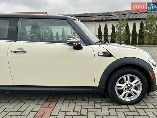 Бежевий Міні Cooper, об'ємом двигуна 1.6 л та пробігом 110 тис. км за 8199 $, фото 45 на Automoto.ua