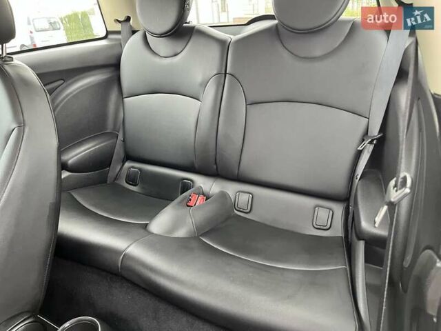 Бежевий Міні Cooper, об'ємом двигуна 1.6 л та пробігом 110 тис. км за 8199 $, фото 84 на Automoto.ua