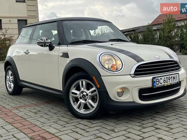 Бежевий Міні Cooper, об'ємом двигуна 1.6 л та пробігом 110 тис. км за 8199 $, фото 5 на Automoto.ua