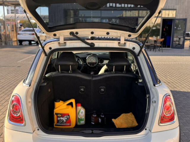 Бежевий Міні Cooper, об'ємом двигуна 1.6 л та пробігом 175 тис. км за 7300 $, фото 7 на Automoto.ua