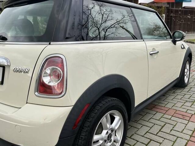 Бежевий Міні Cooper, об'ємом двигуна 1.6 л та пробігом 110 тис. км за 8199 $, фото 37 на Automoto.ua