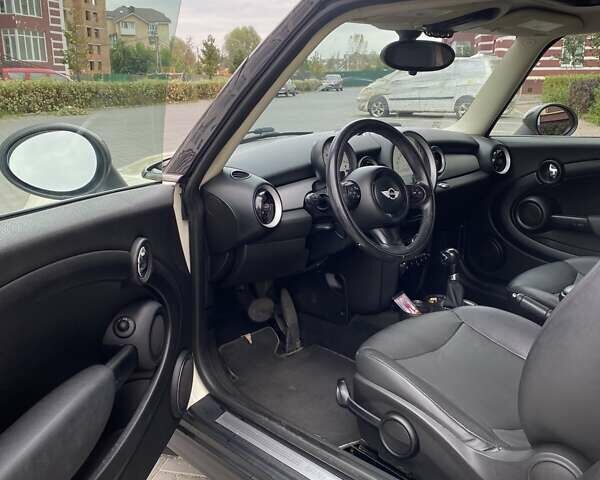 Бежевий Міні Cooper, об'ємом двигуна 1.6 л та пробігом 249 тис. км за 7600 $, фото 8 на Automoto.ua