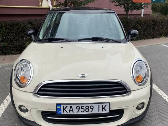 Бежевий Міні Cooper, об'ємом двигуна 1.6 л та пробігом 249 тис. км за 7600 $, фото 7 на Automoto.ua
