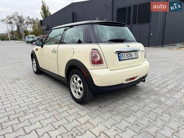 Бежевий Міні Cooper, об'ємом двигуна 1.6 л та пробігом 190 тис. км за 7799 $, фото 9 на Automoto.ua