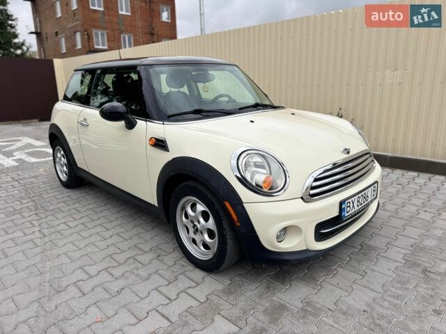 Бежевий Міні Cooper, об'ємом двигуна 1.6 л та пробігом 190 тис. км за 7799 $, фото 1 на Automoto.ua