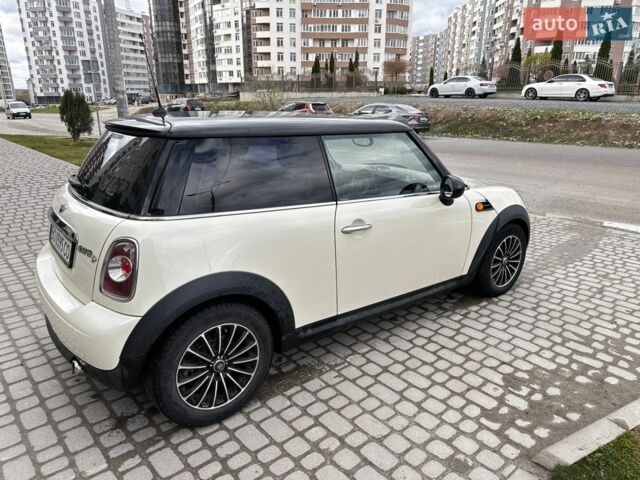 Бежевий Міні Cooper, об'ємом двигуна 2 л та пробігом 202 тис. км за 7777 $, фото 23 на Automoto.ua