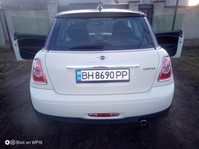 Бежевый Мини Купер, объемом двигателя 1.6 л и пробегом 78 тыс. км за 7500 $, фото 8 на Automoto.ua