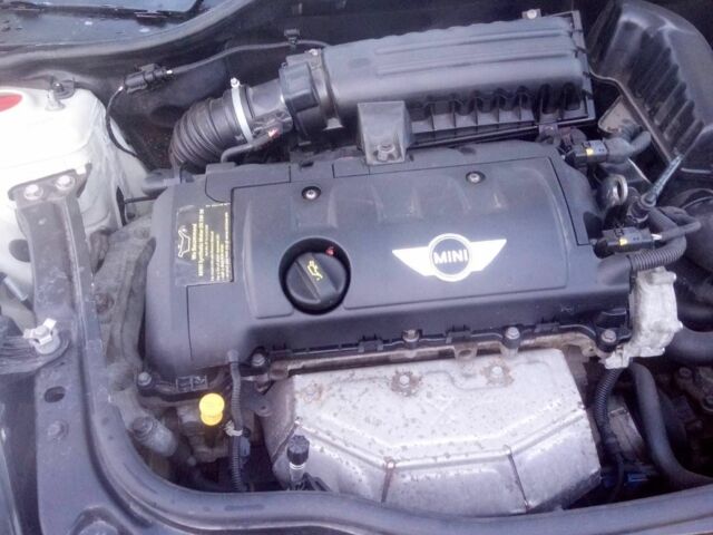 Бежевый Мини Купер, объемом двигателя 1.6 л и пробегом 78 тыс. км за 7500 $, фото 4 на Automoto.ua