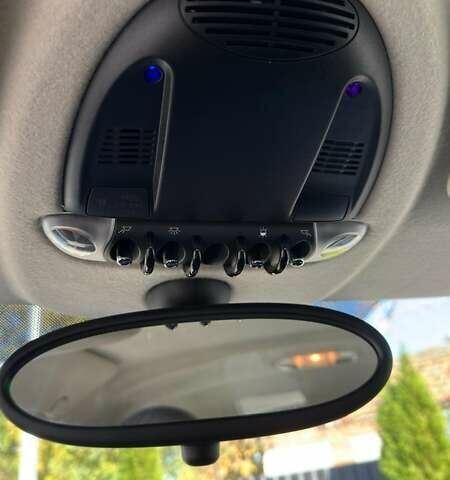 Бежевий Міні Cooper, об'ємом двигуна 1.6 л та пробігом 87 тис. км за 11950 $, фото 41 на Automoto.ua