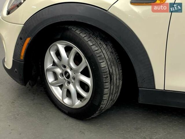 Бежевый Мини Купер, объемом двигателя 1.5 л и пробегом 110 тыс. км за 11798 $, фото 7 на Automoto.ua