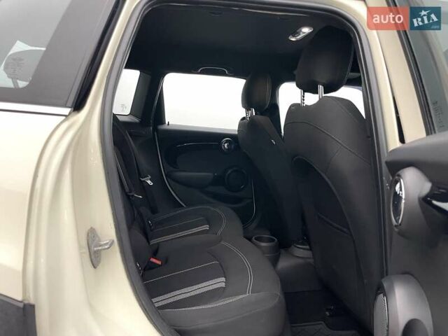 Бежевый Мини Купер, объемом двигателя 1.5 л и пробегом 110 тыс. км за 11798 $, фото 19 на Automoto.ua