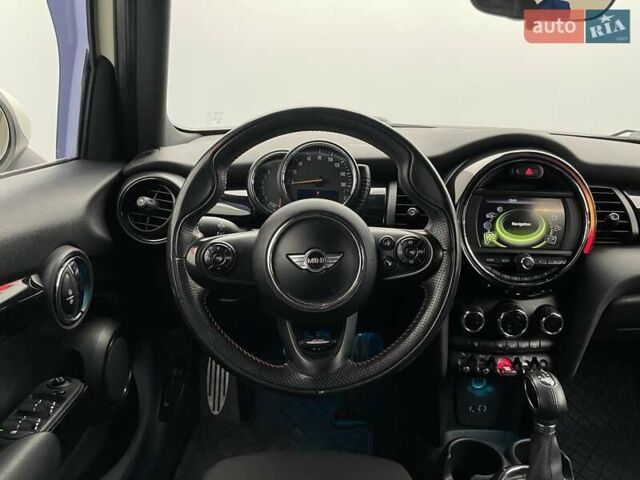 Бежевый Мини Купер, объемом двигателя 1.5 л и пробегом 110 тыс. км за 11798 $, фото 10 на Automoto.ua