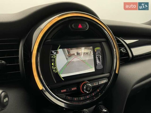 Бежевый Мини Купер, объемом двигателя 1.5 л и пробегом 110 тыс. км за 11798 $, фото 16 на Automoto.ua