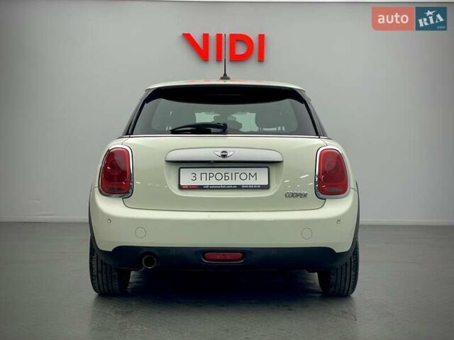 Бежевый Мини Купер, объемом двигателя 1.5 л и пробегом 110 тыс. км за 11798 $, фото 5 на Automoto.ua