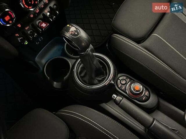 Бежевый Мини Купер, объемом двигателя 1.5 л и пробегом 110 тыс. км за 11798 $, фото 18 на Automoto.ua