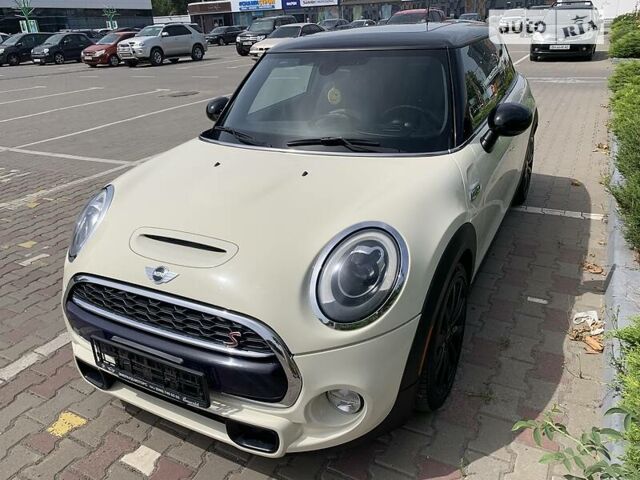 Бежевий Міні Cooper, об'ємом двигуна 2 л та пробігом 77 тис. км за 12899 $, фото 1 на Automoto.ua