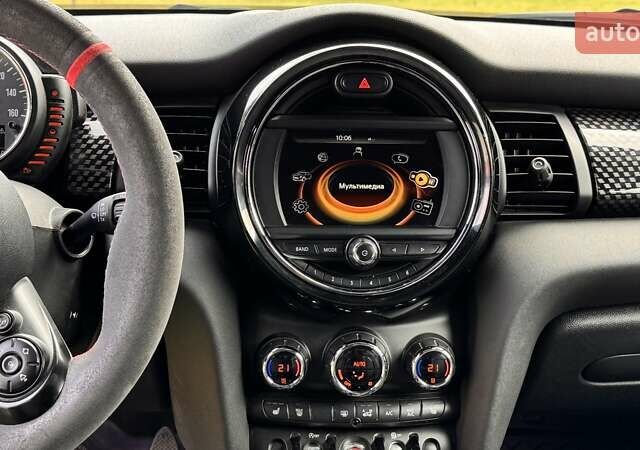 Бежевый Мини Купер, объемом двигателя 2 л и пробегом 95 тыс. км за 16000 $, фото 15 на Automoto.ua