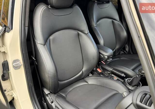 Бежевый Мини Купер, объемом двигателя 2 л и пробегом 95 тыс. км за 16000 $, фото 18 на Automoto.ua