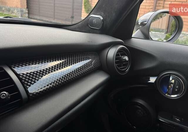 Бежевый Мини Купер, объемом двигателя 2 л и пробегом 95 тыс. км за 16000 $, фото 23 на Automoto.ua