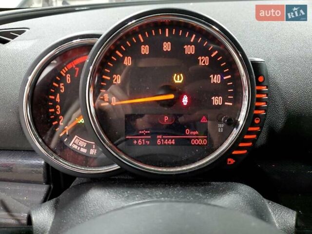 Бежевый Мини Купер, объемом двигателя 1.5 л и пробегом 90 тыс. км за 2900 $, фото 8 на Automoto.ua