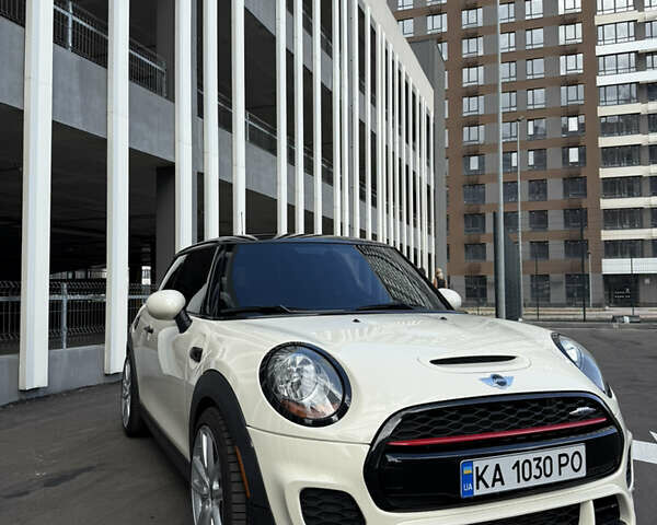 Бежевий Міні Cooper, об'ємом двигуна 2 л та пробігом 140 тис. км за 15400 $, фото 15 на Automoto.ua